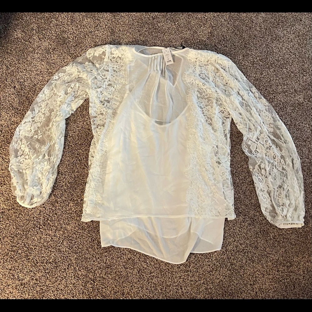 White House Black Market Too